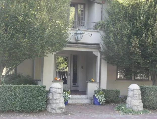 Hilltop Inn hotel detail image 2