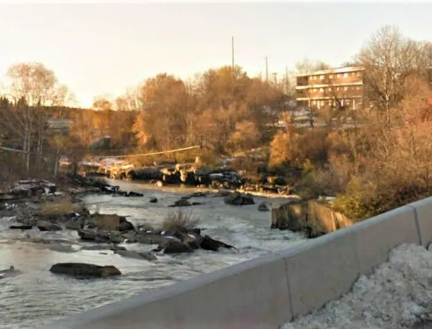 Chalet Inn Motel hotel detail image 2