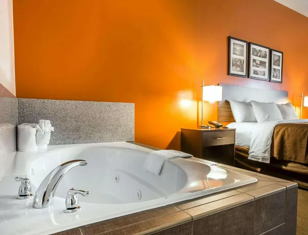 Sleep Inn & Suites Page at Lake Powell hotel detail image 4