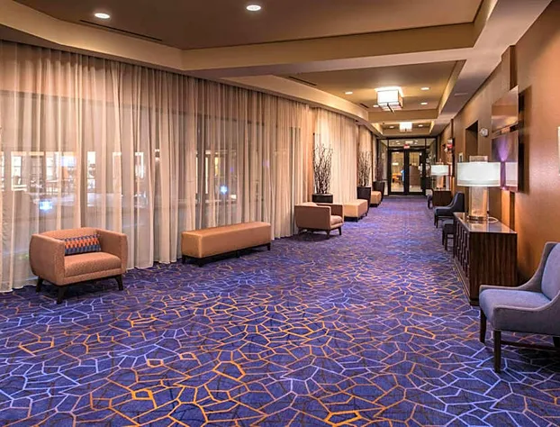 Courtyard Jacksonville hotel detail image 3