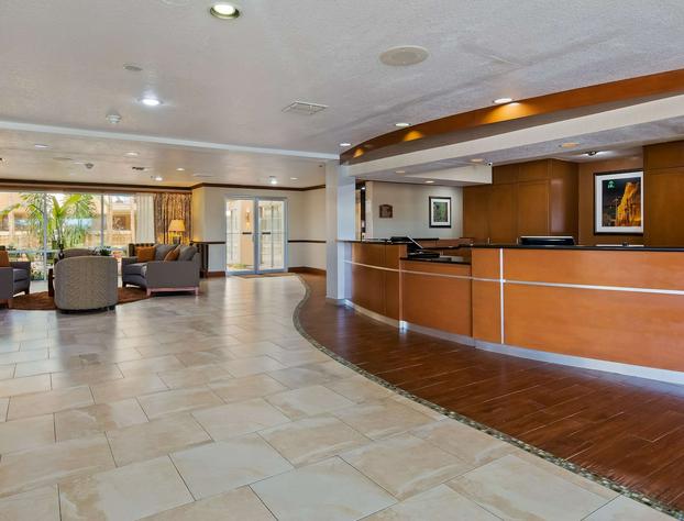 Best Western Plus Atrium Inn hotel detail image 1