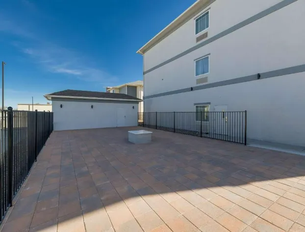 Spark by Hilton Midland South hotel detail image 3