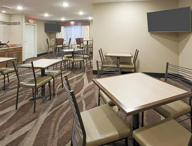 Gateway Park Hotel and Suites hotel detail image 2