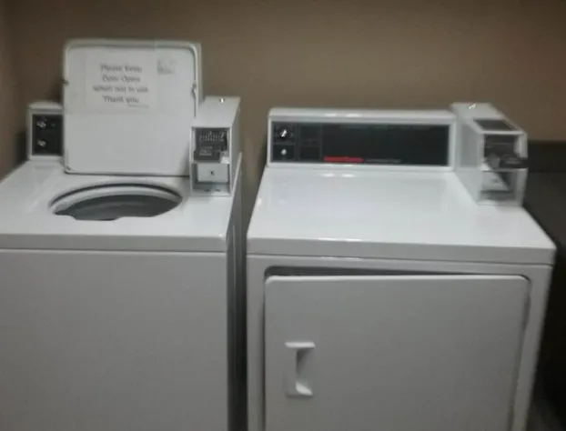 Gateway Park Hotel and Suites hotel detail image 3