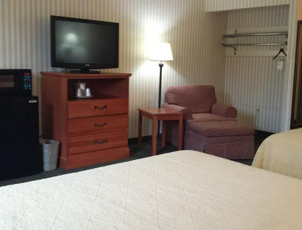 Rodeway Inn Joint Base Andrews Area hotel detail image 2