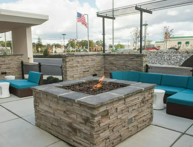 Springhill Suites Buffalo Airport hotel detail image 4