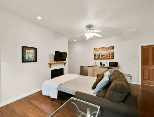 The Inn at Shasta Lake hotel detail image 3