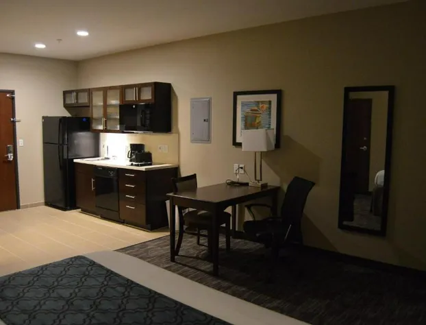 Heritage Place Hotel & Suites hotel detail image 3