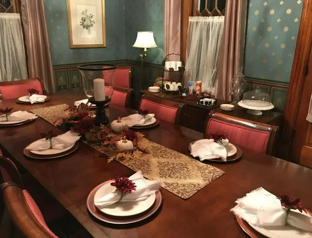 Nauvoo Grand Bed & Breakfast hotel detail image 1