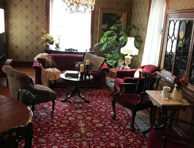 Nauvoo Grand Bed & Breakfast hotel detail image 4