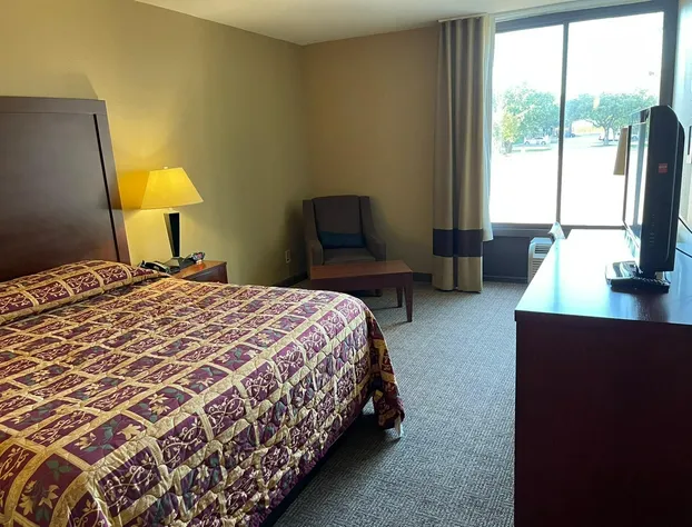 Comfort Inn & Suites Plano East hotel detail image 1