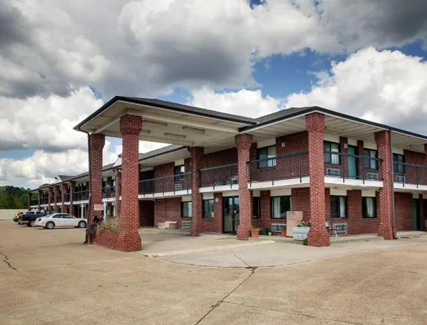 Oak Tree Inn hotel detail image 1