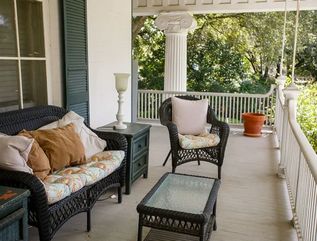 Belle Oaks Inn hotel detail image 3