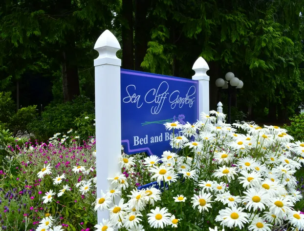 Sea Cliff Gardens Bed & Breakfast hotel detail image 1