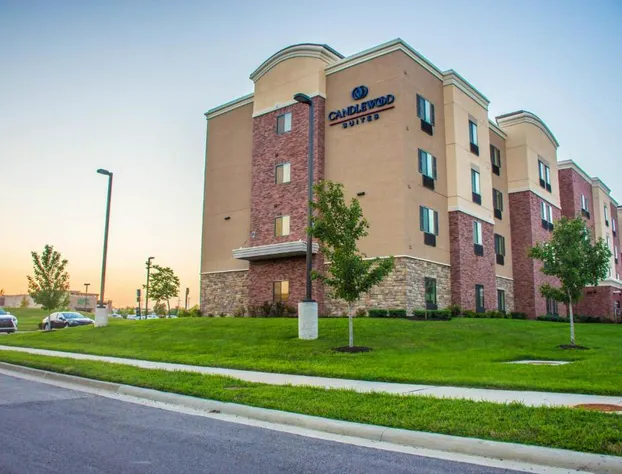 Candlewood Suites : Overland Park - W 135th St by IHG hotel detail image 2