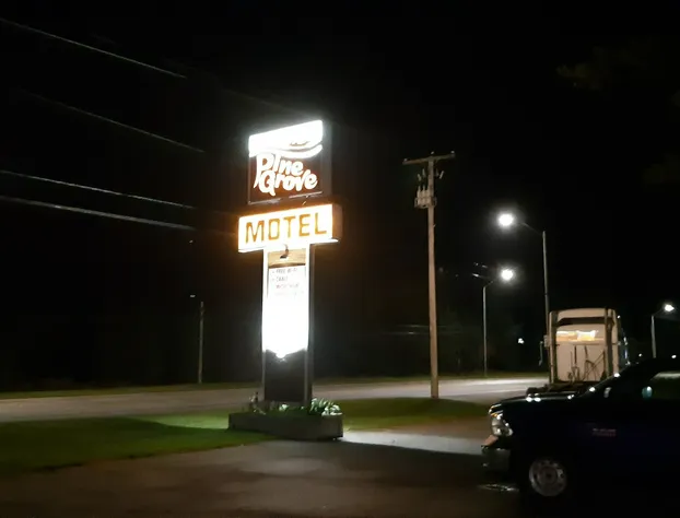 Pine Grove Motel hotel detail image 3