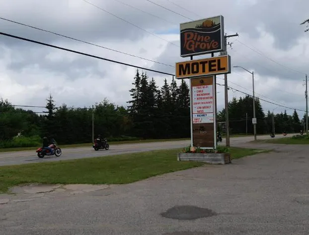 Pine Grove Motel hotel detail image 4