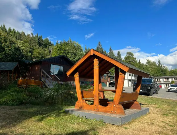 Chalet Inn hotel detail image 4