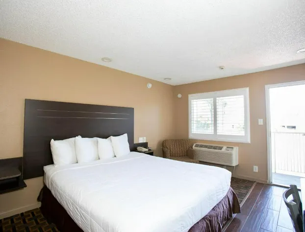 Budget Inn hotel detail image 4