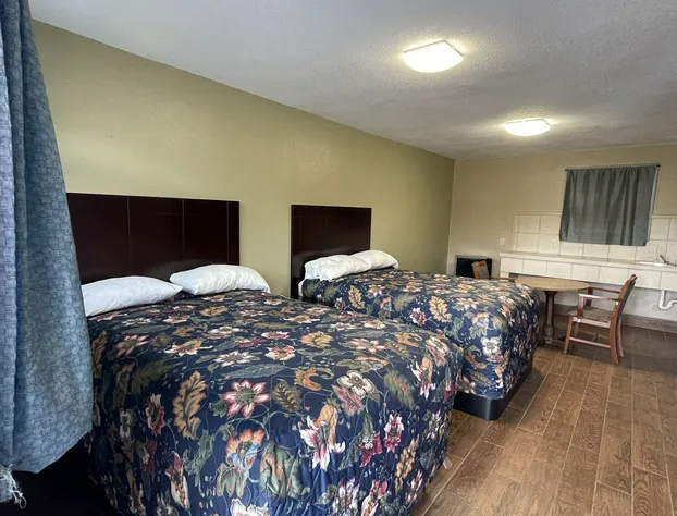 Economy inn hotel detail image 4