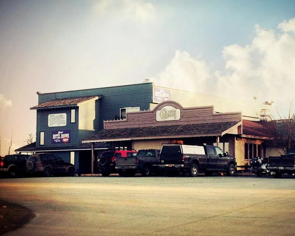 Windbreak Hotel hotel hero