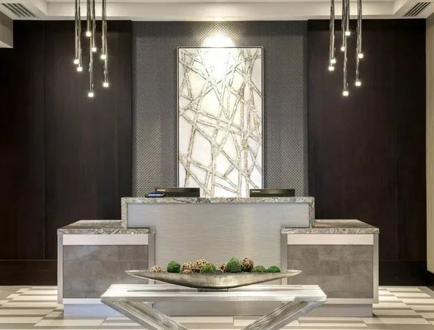 Courtyard by Marriott Edgewater NYC Area hotel detail image 4