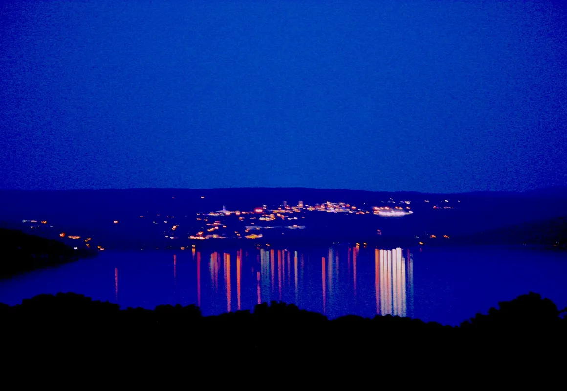 Cayuga Lake Inn Ithaca Hotel Alt hotel hero