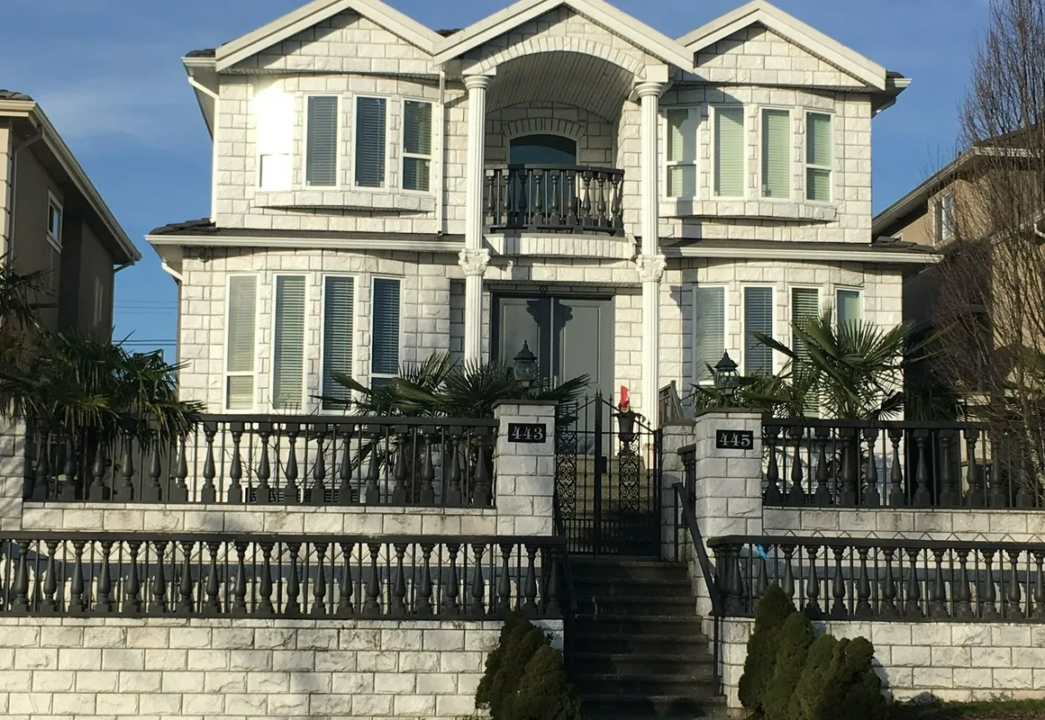 WHITEHOUSE Guesthouse hotel hero