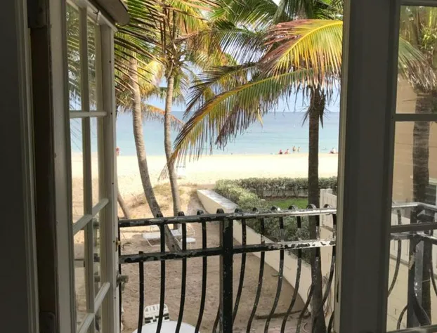 Courtyard Villa Hotel hotel detail image 2