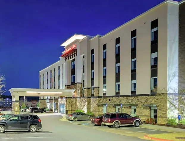 Hampton Inn Emerson LakePoint hotel detail image 1