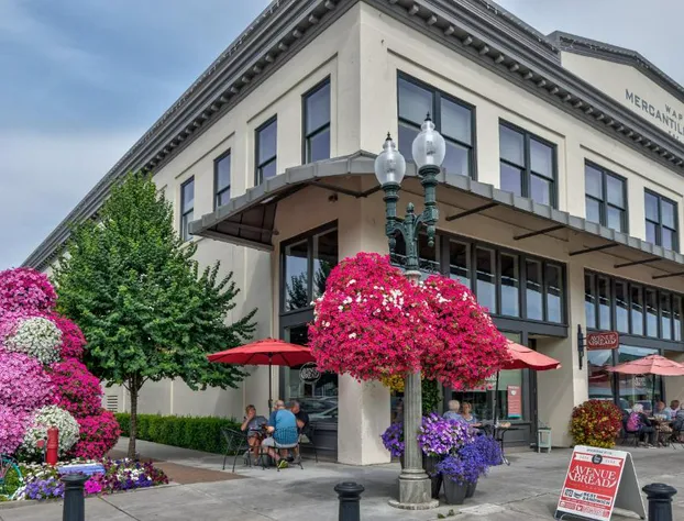 Inn At Lynden hotel detail image 2