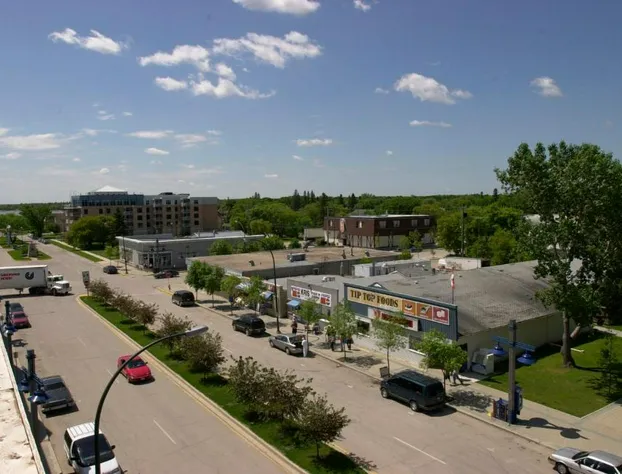 Lakeview Gimli Resort & Conference hotel detail image 3