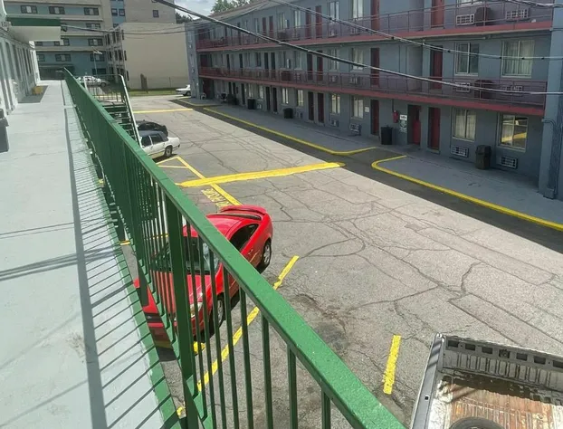 Budgetel Inn & Suites hotel detail image 2