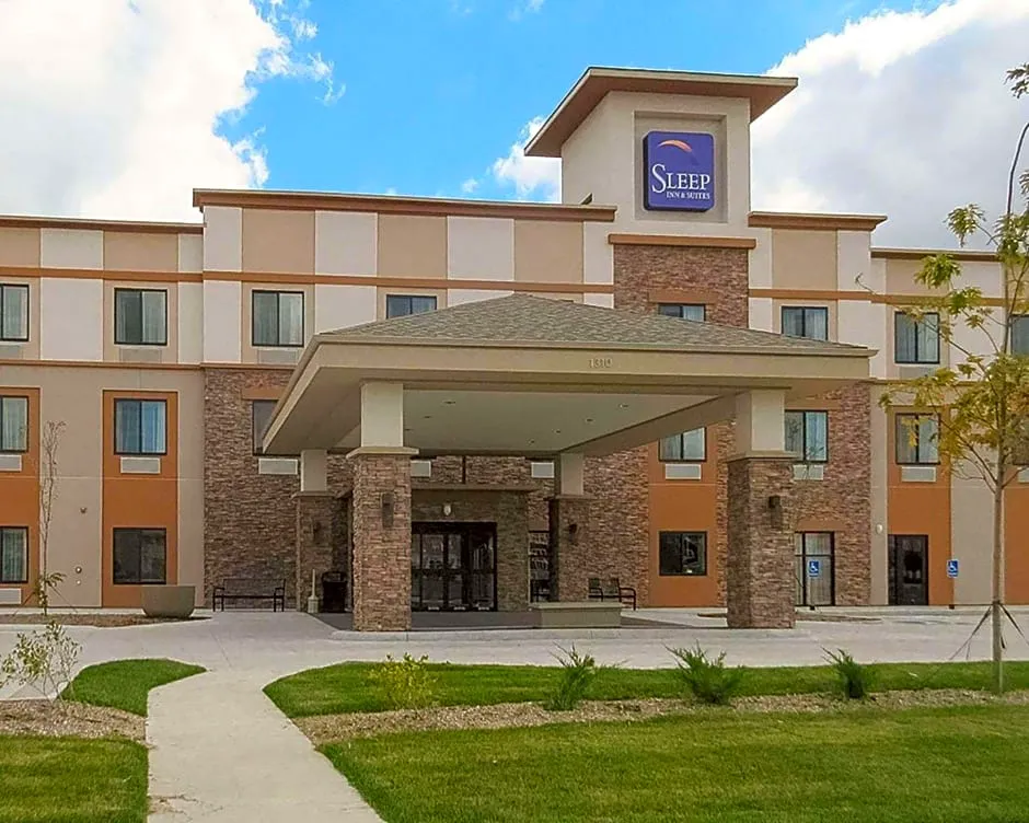 Sleep Inn & Suites Fort Dodge hotel hero