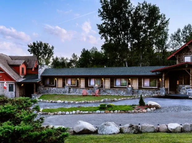 Adirondack Spruce Lodge hotel detail image 4