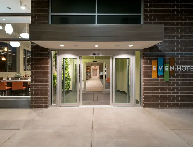 EVEN Hotel Omaha Downtown - Old Market by IHG hotel detail image 4