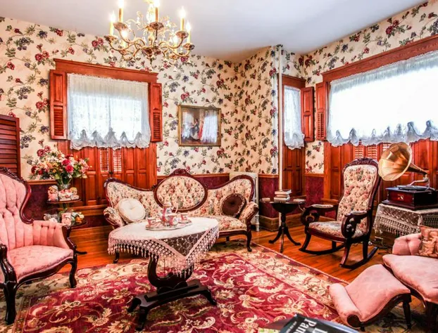 Hollerstown Hill Bed and Breakfast hotel detail image 3