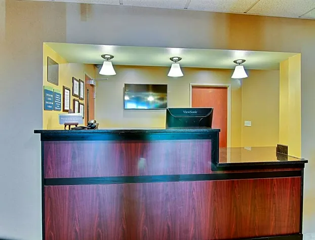 Cobblestone Hotel & Suites - McCook hotel detail image 1