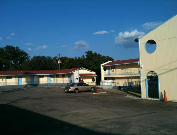 Hill Country Inn hotel detail image 1