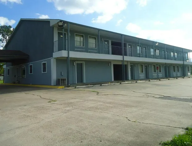 Super 6 Inn hotel detail image 1