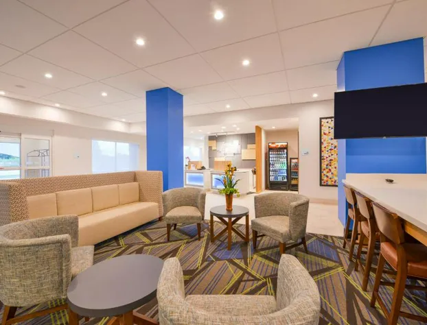 Holiday Inn Express Donaldsonville by IHG hotel detail image 4