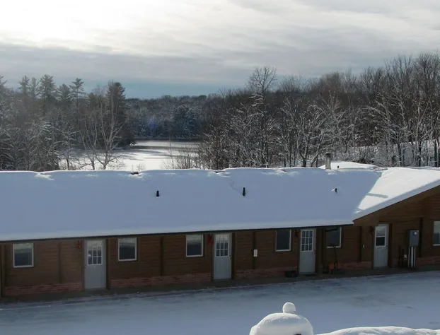 Quiet Bay Inn & Café hotel detail image 1