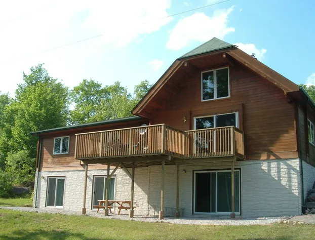 Quiet Bay Inn & Café hotel detail image 2