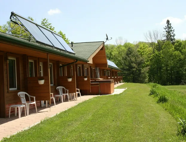 Quiet Bay Inn & Café hotel detail image 4