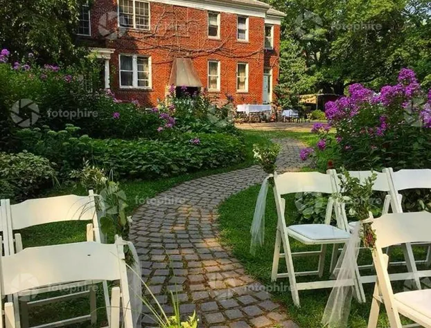 The Outing Lodge hotel detail image 1