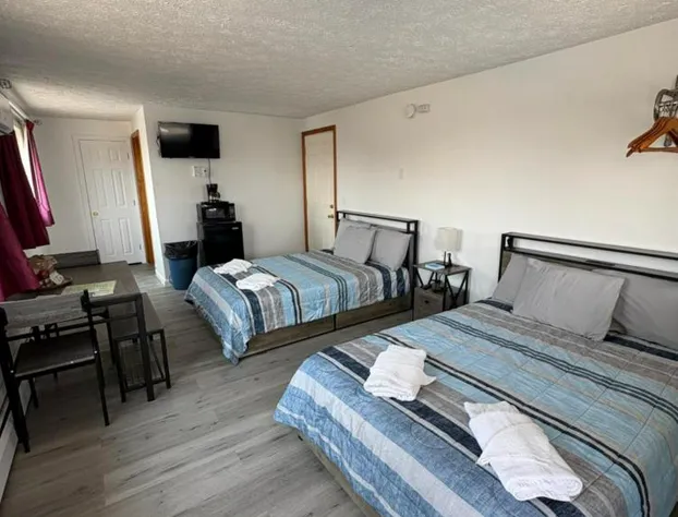 Green Dolphin Motel hotel detail image 4