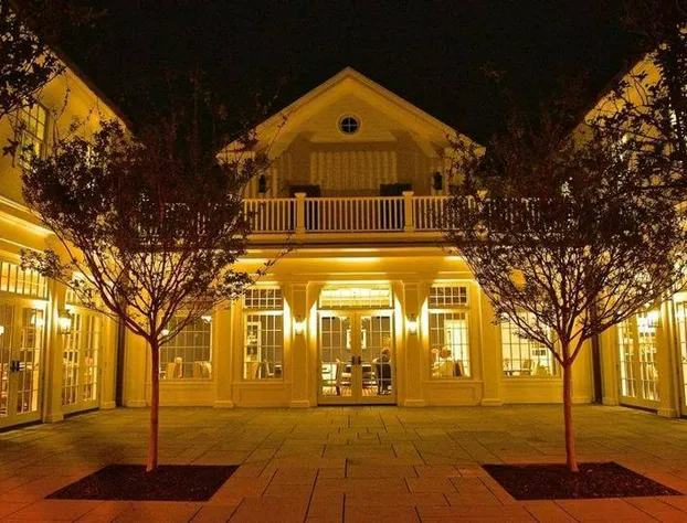 The Quogue Club at Hallock House hotel detail image 1