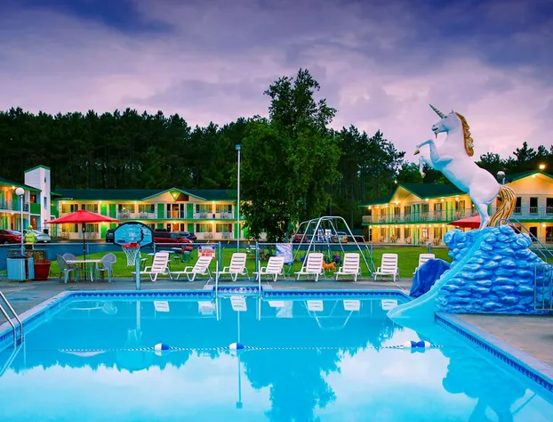 Shamrock Motel hotel detail image 1