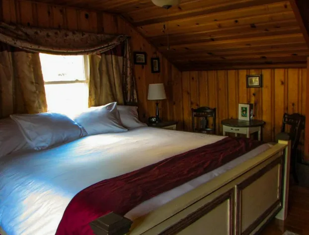 Red Leaf River Inn hotel detail image 4