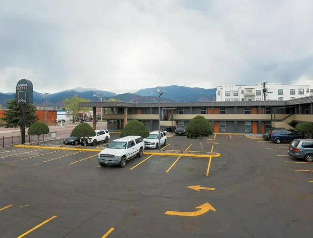 Modern Motel hotel detail image 1